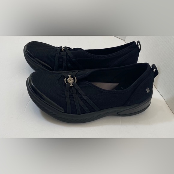 Bzees Women’s Niche Slip On, black size 10 - Picture 4 of 8